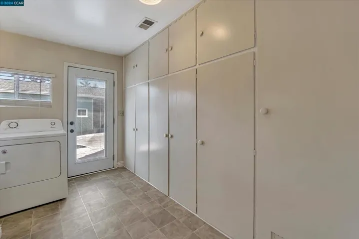 1674 Garnet Ln, Concord, California 94519