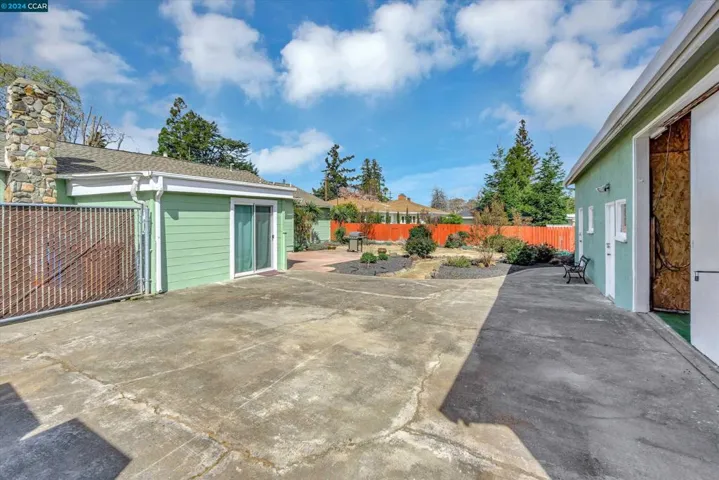 1674 Garnet Ln, Concord, California 94519