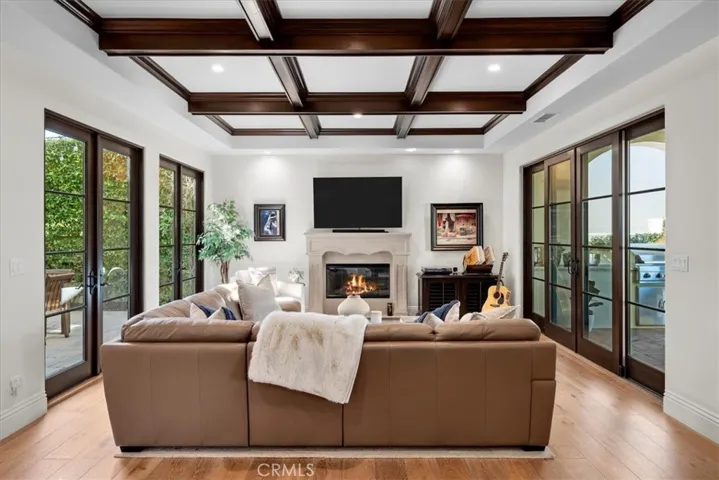 323 Avenue E, Redondo Beach, California 90277