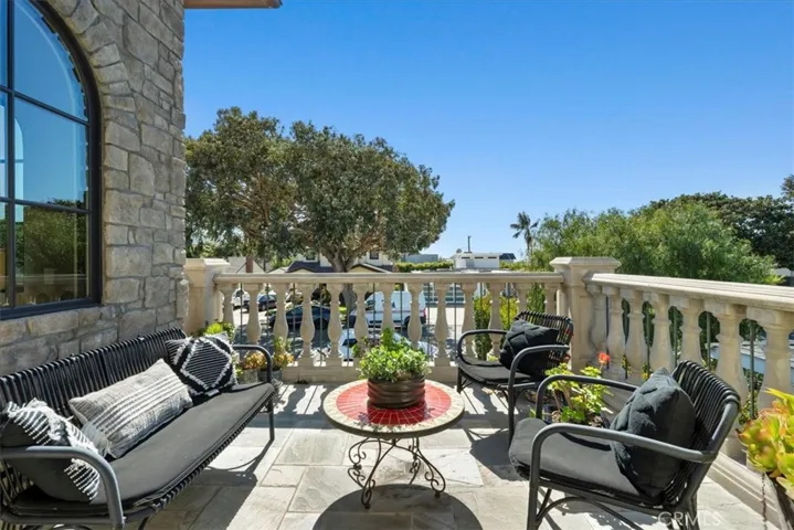 323 Avenue E, Redondo Beach, California 90277