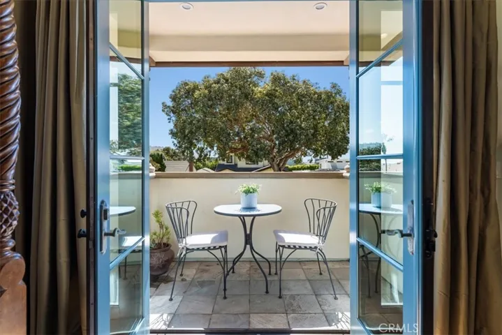 323 Avenue E, Redondo Beach, California 90277