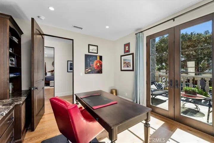 323 Avenue E, Redondo Beach, California 90277