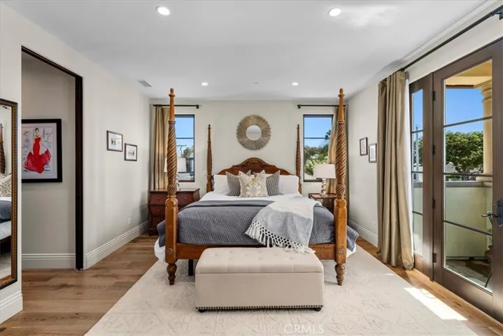 323 Avenue E, Redondo Beach, California 90277
