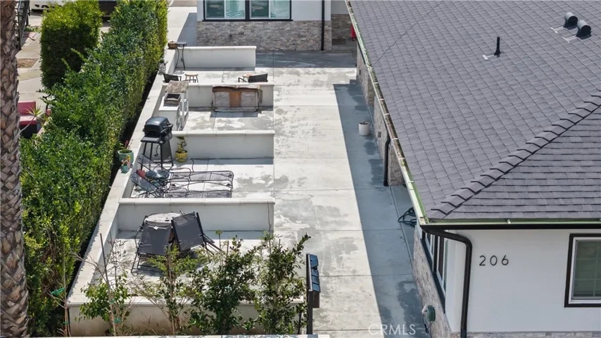 206 Chicago Avenue, Huntington Beach, California 92648