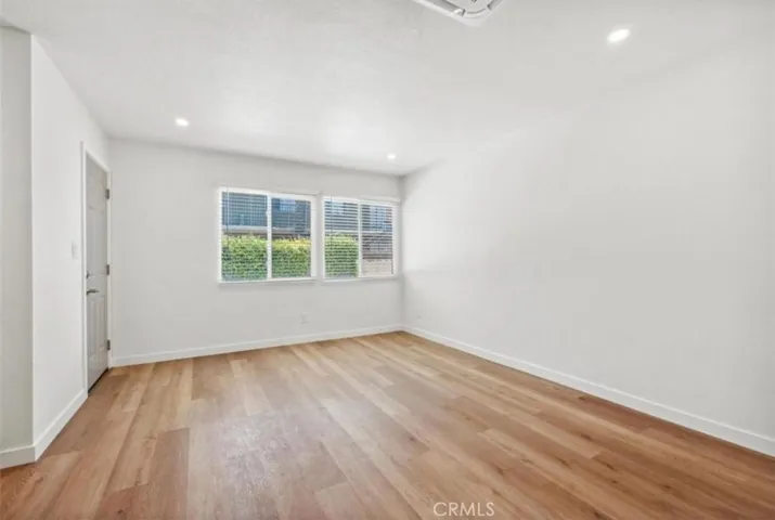 206 Chicago Avenue, Huntington Beach, California 92648