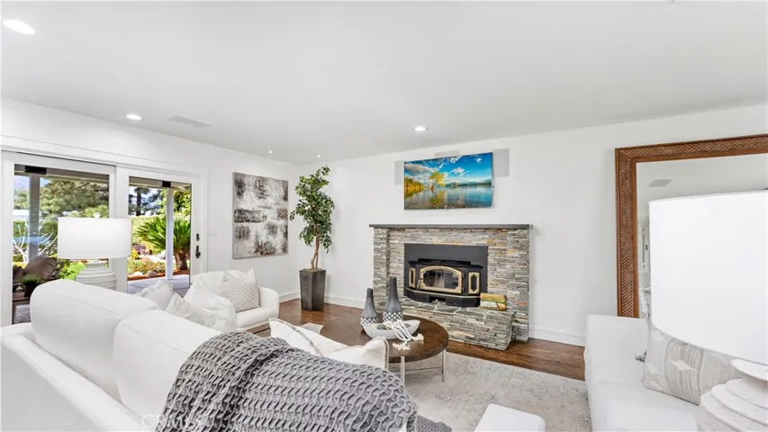 641 Hunters Trail, Glendora, California 91740