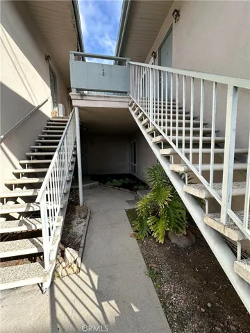 2104 N Verdugo Road, Glendale, California 91208