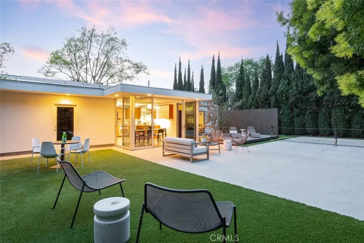 1980 Continental Avenue, Costa Mesa, California 92627