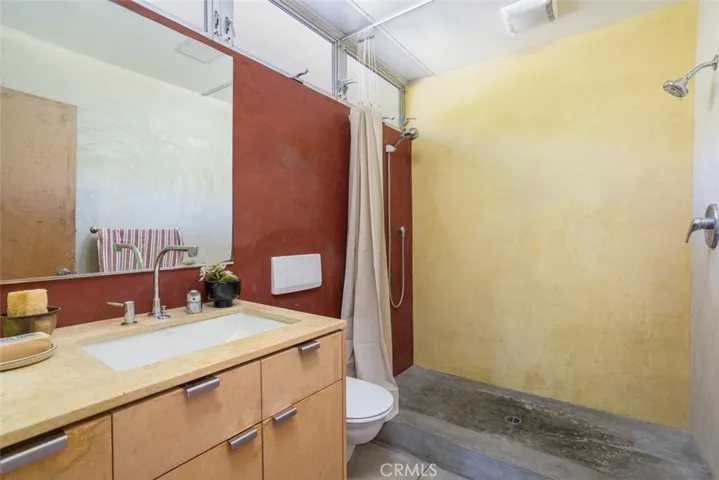 1980 Continental Avenue, Costa Mesa, California 92627