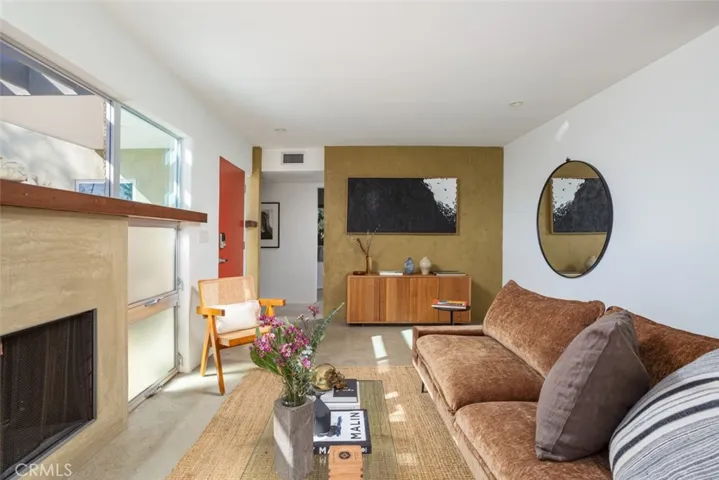 1980 Continental Avenue, Costa Mesa, California 92627