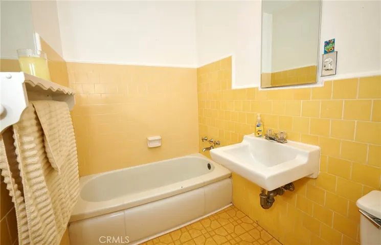 139 Brisbane Street, Monrovia, California 91016