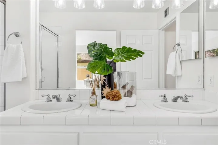 27333 Paseo Laguna, San Juan Capistrano, California 92675