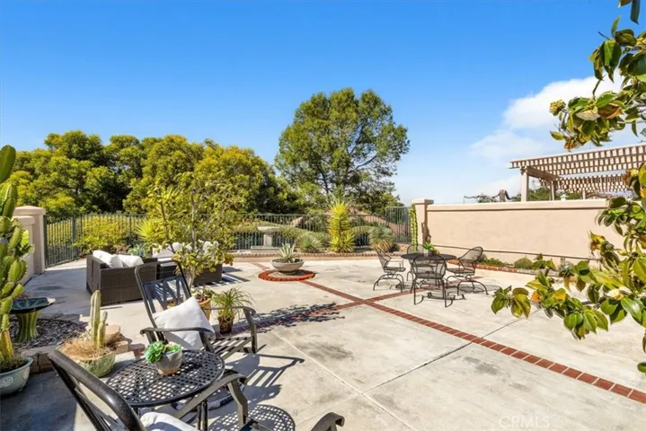 27333 Paseo Laguna, San Juan Capistrano, California 92675