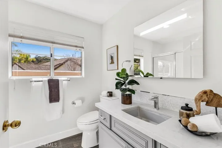 27333 Paseo Laguna, San Juan Capistrano, California 92675