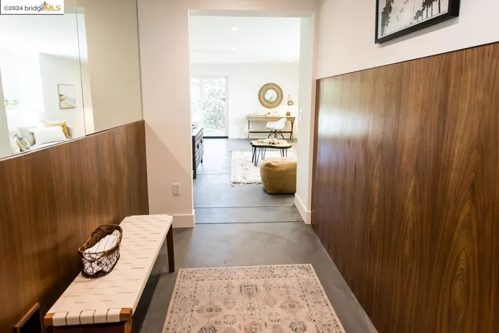 6735 Heartwood Dr, Oakland, California 94611