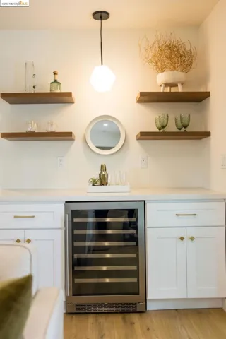 6735 Heartwood Dr, Oakland, California 94611