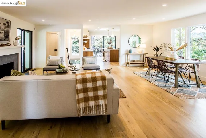 6735 Heartwood Dr, Oakland, California 94611
