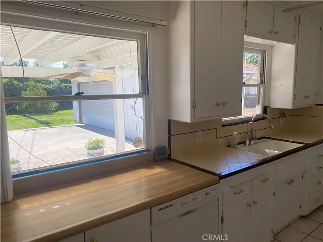 415 W Fern Avenue, Redlands, California 92373