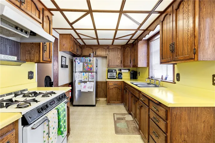 4654 N Larkin Drive, Covina, California 91722