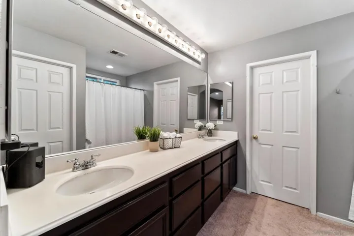 6262 Vista Santa Clara, San Diego, California 92154