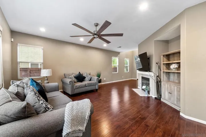 6262 Vista Santa Clara, San Diego, California 92154