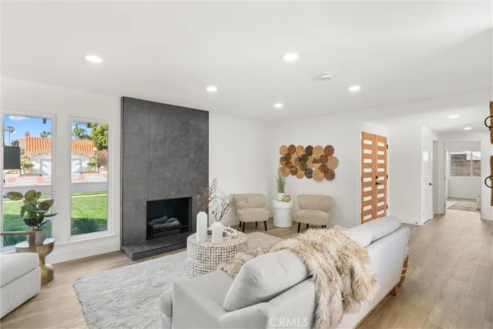 9644 Turtledove Ave, Fountain Valley, California 92708