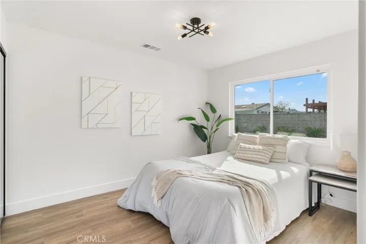 9644 Turtledove Ave, Fountain Valley, California 92708