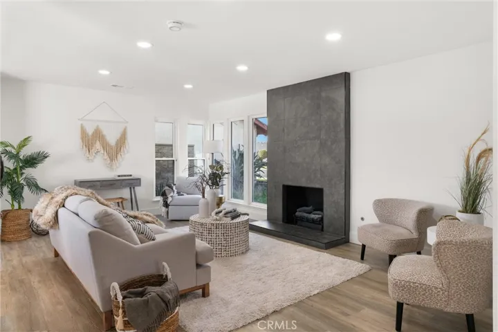 9644 Turtledove Ave, Fountain Valley, California 92708