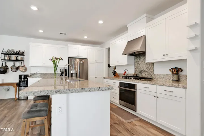 Kitchen 3-4