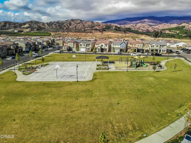 Community Center_Park 10