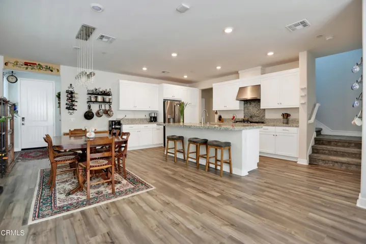 Formal Dining Area_Kitchen