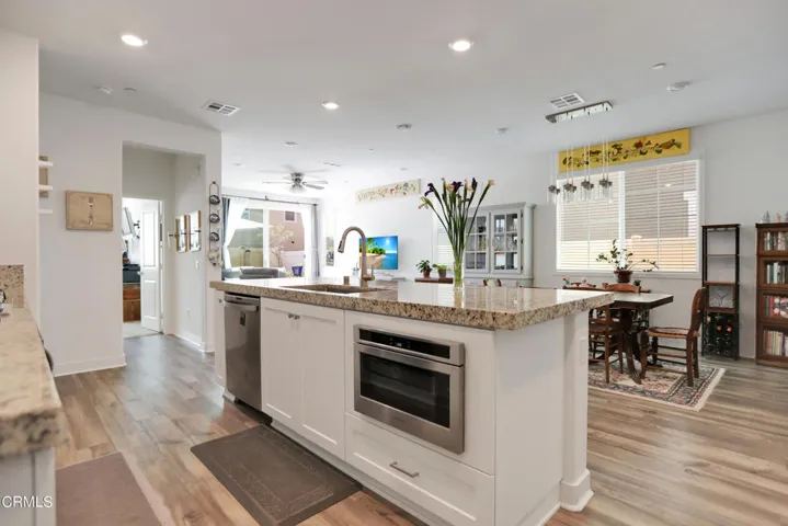 Kitchen 4-2