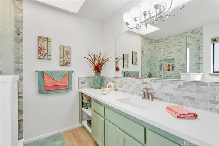 13642 Delaware Road, Apple Valley, California 92308