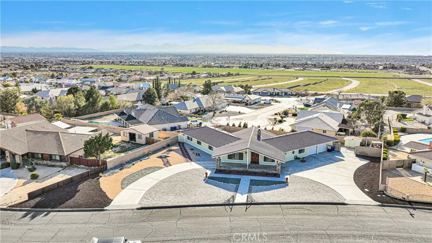 13642 Delaware Road, Apple Valley, California 92308