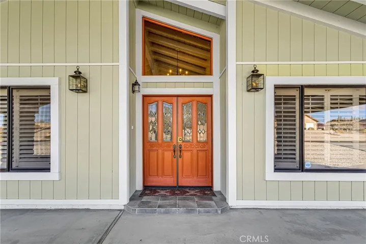 13642 Delaware Road, Apple Valley, California 92308