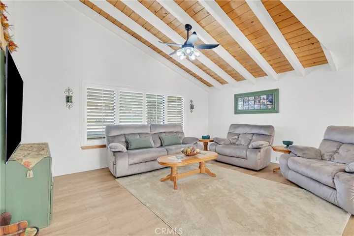 13642 Delaware Road, Apple Valley, California 92308