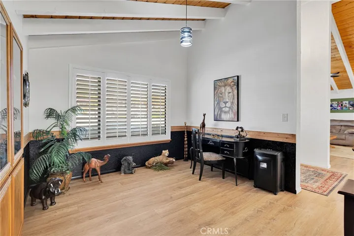 13642 Delaware Road, Apple Valley, California 92308