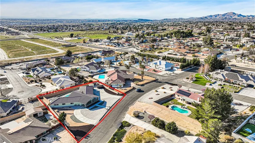 13642 Delaware Road, Apple Valley, California 92308