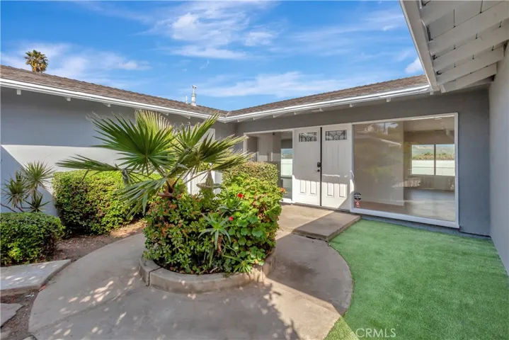 31932 Paseo Rosa, San Juan Capistrano, California 92675