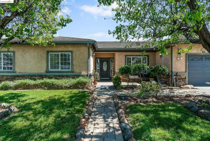 704 Sarah St, Brentwood, California 94513