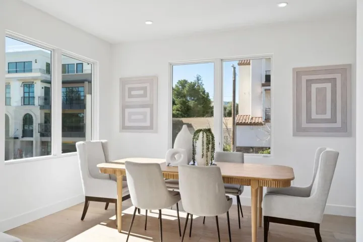 425 First Street 13, Los Altos, California 94022