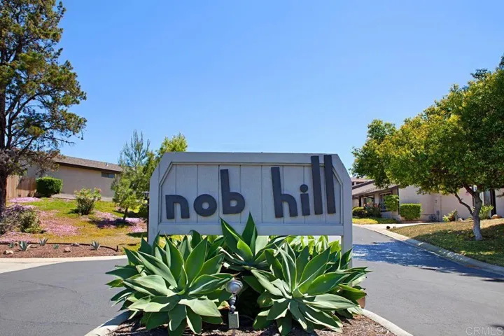 Nob Hill Entrance