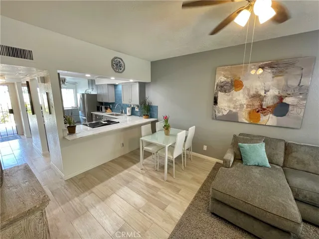 Living Rm