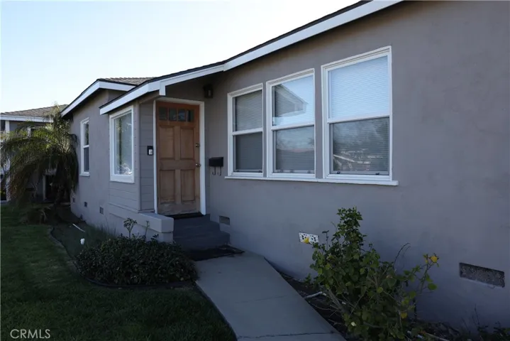 4247 Walnut Avenue, Long Beach, California 90807