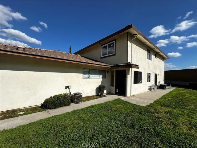 3561 Rainbow Lane, Highland, California 92346