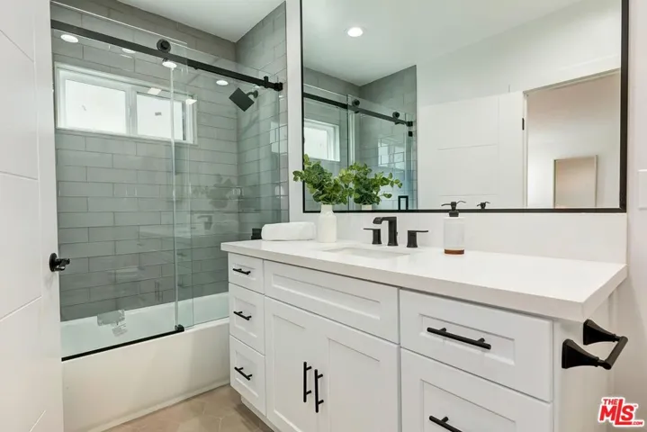 3045 Reid Avenue, Culver City, California 90232