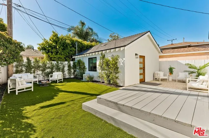 3045 Reid Avenue, Culver City, California 90232