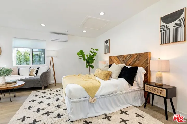 3045 Reid Avenue, Culver City, California 90232