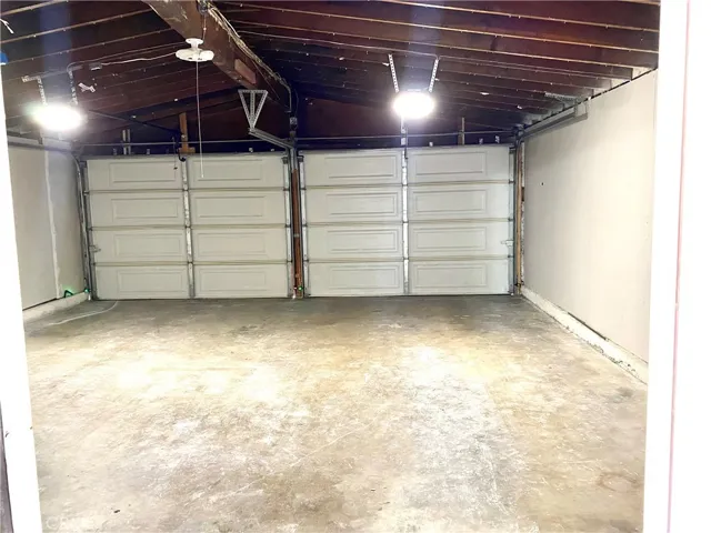 2 Car Garage