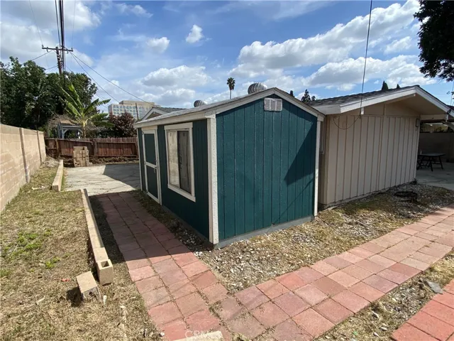 Shed